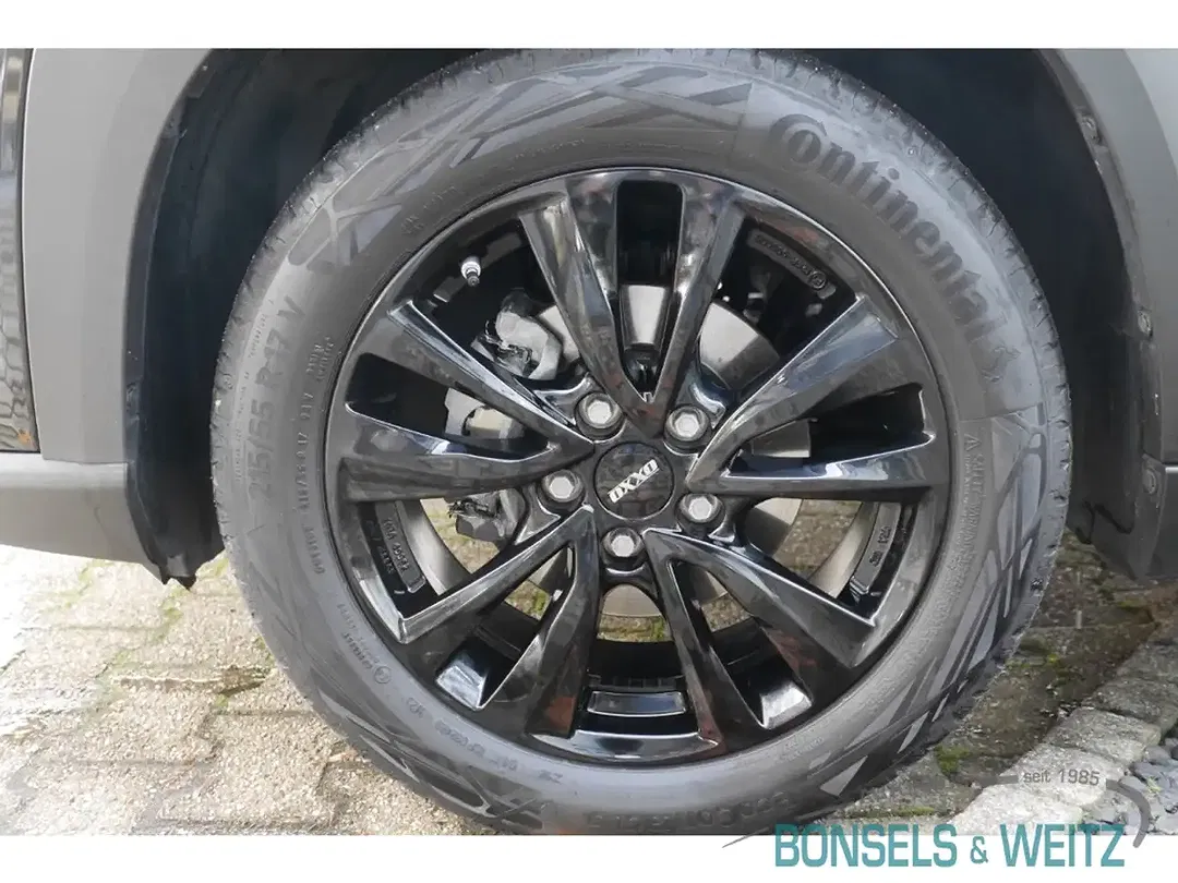 Suzuki SX4 S-Cross - Thumbnail 17