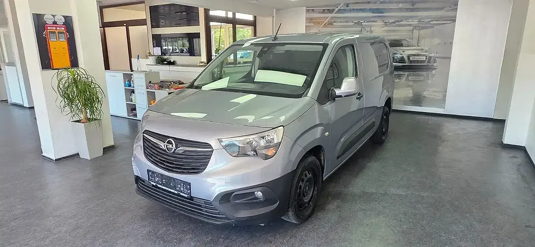 Opel Combo - Thumbnail 4