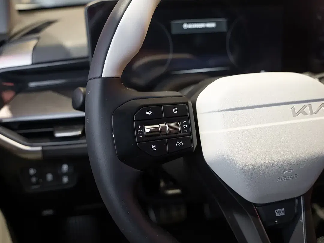 Kia Stonic - Thumbnail 13
