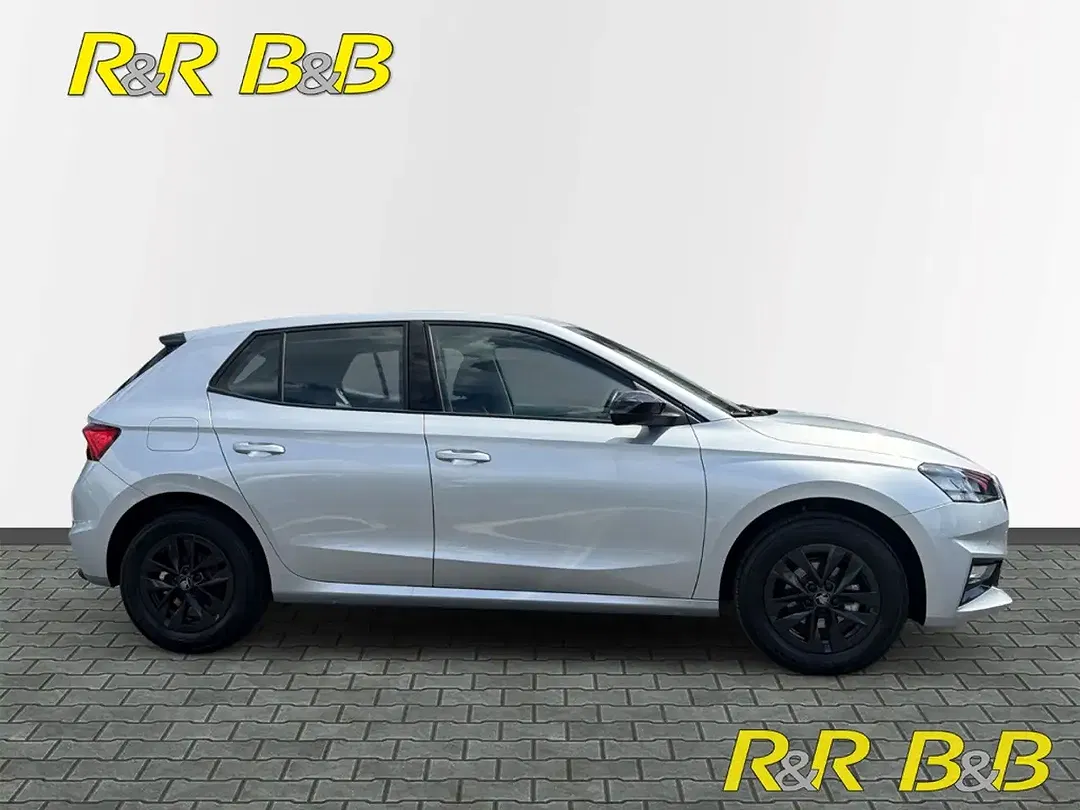 Skoda Fabia - Thumbnail 4