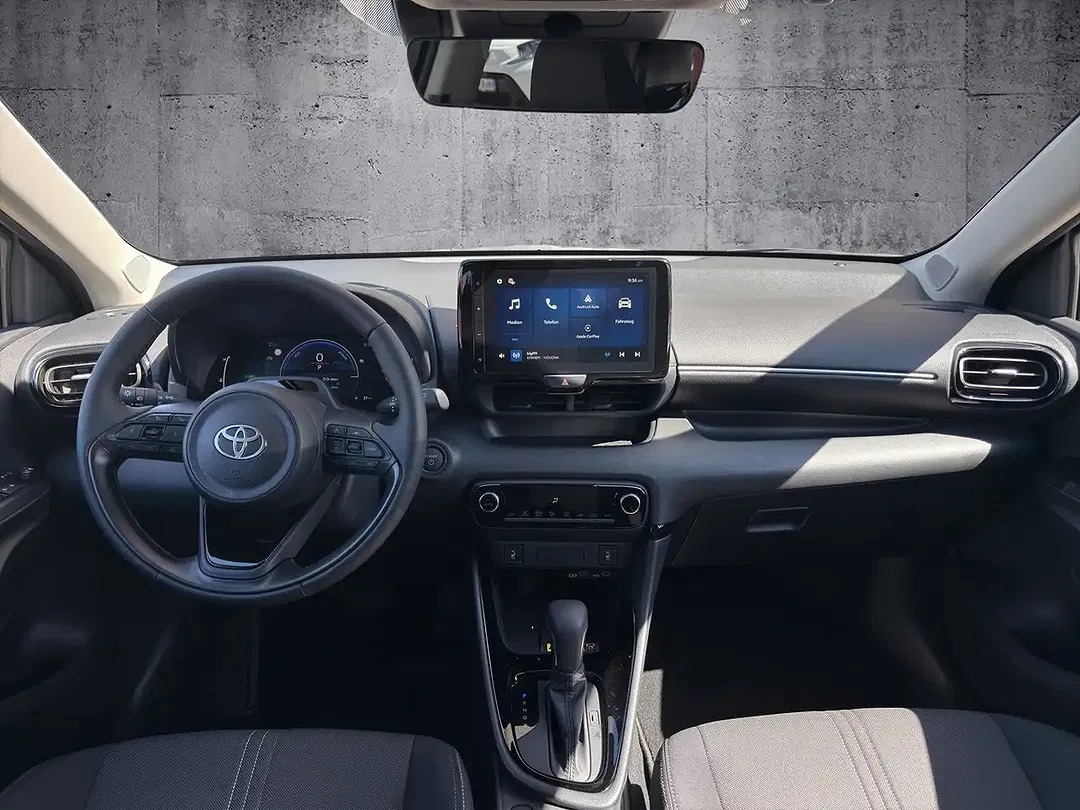 Toyota Yaris - Thumbnail 13