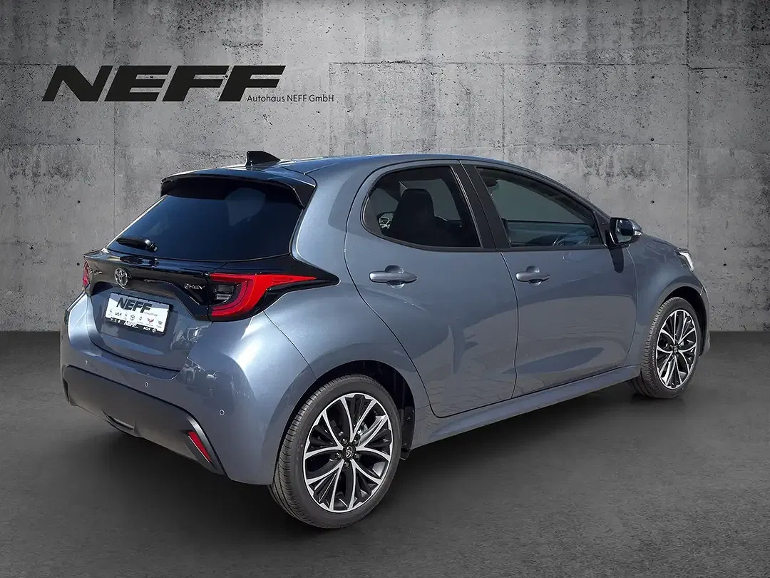 Toyota Yaris - Thumbnail 5