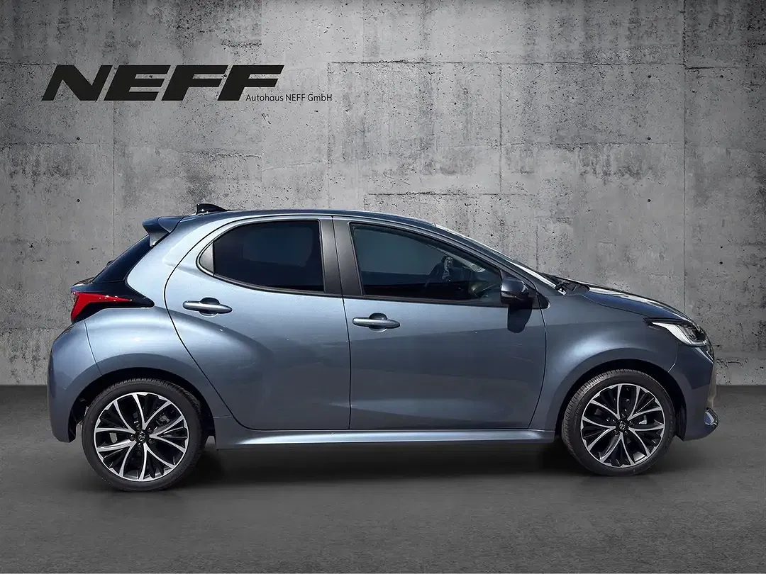Toyota Yaris - Thumbnail 6