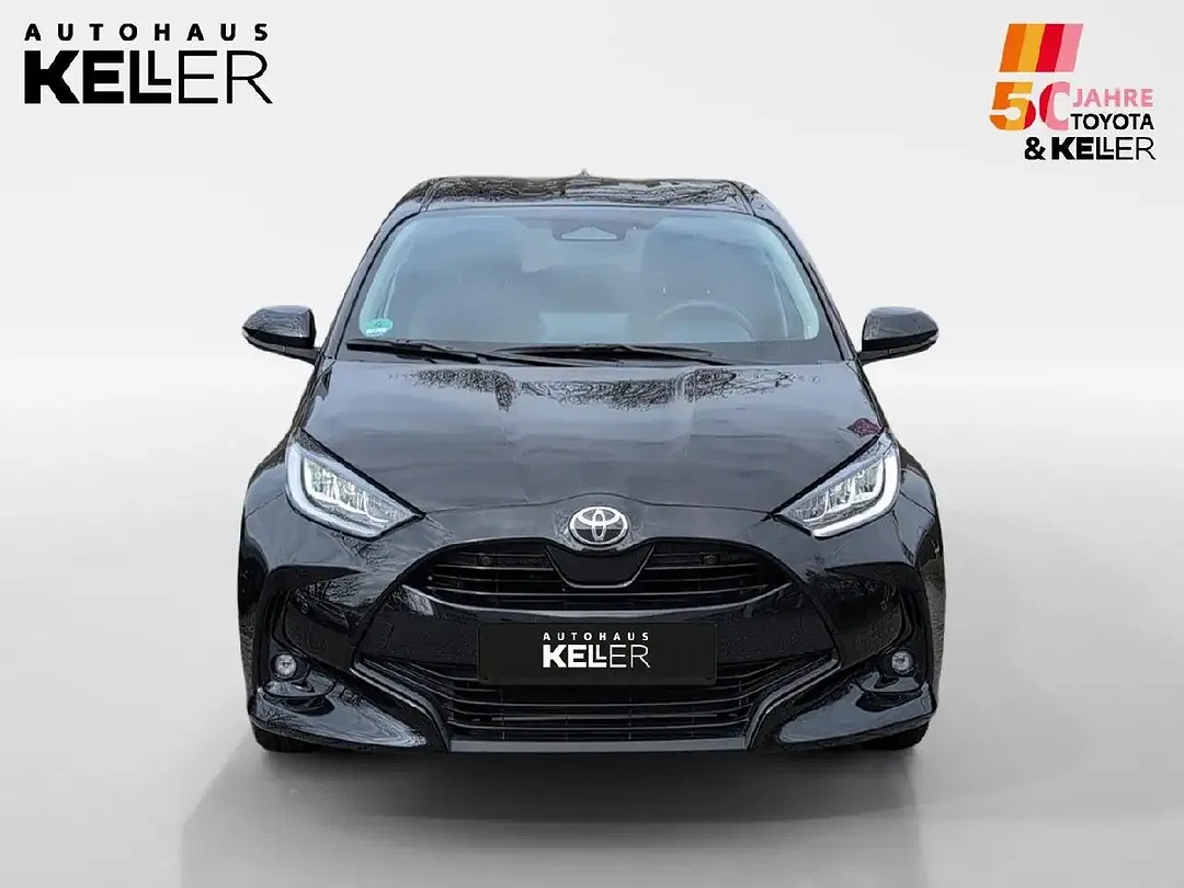 Toyota Yaris - Thumbnail 8