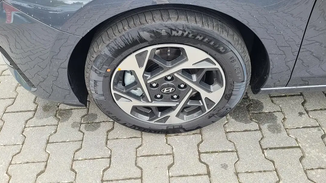 Hyundai i30 - Thumbnail 13