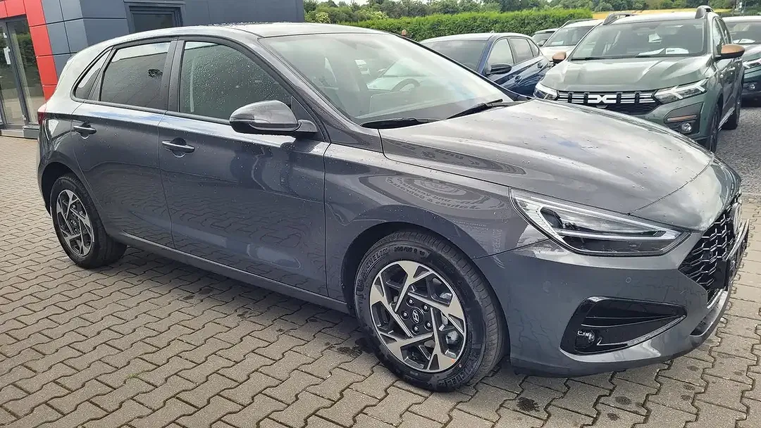 Hyundai i30 - Thumbnail 3
