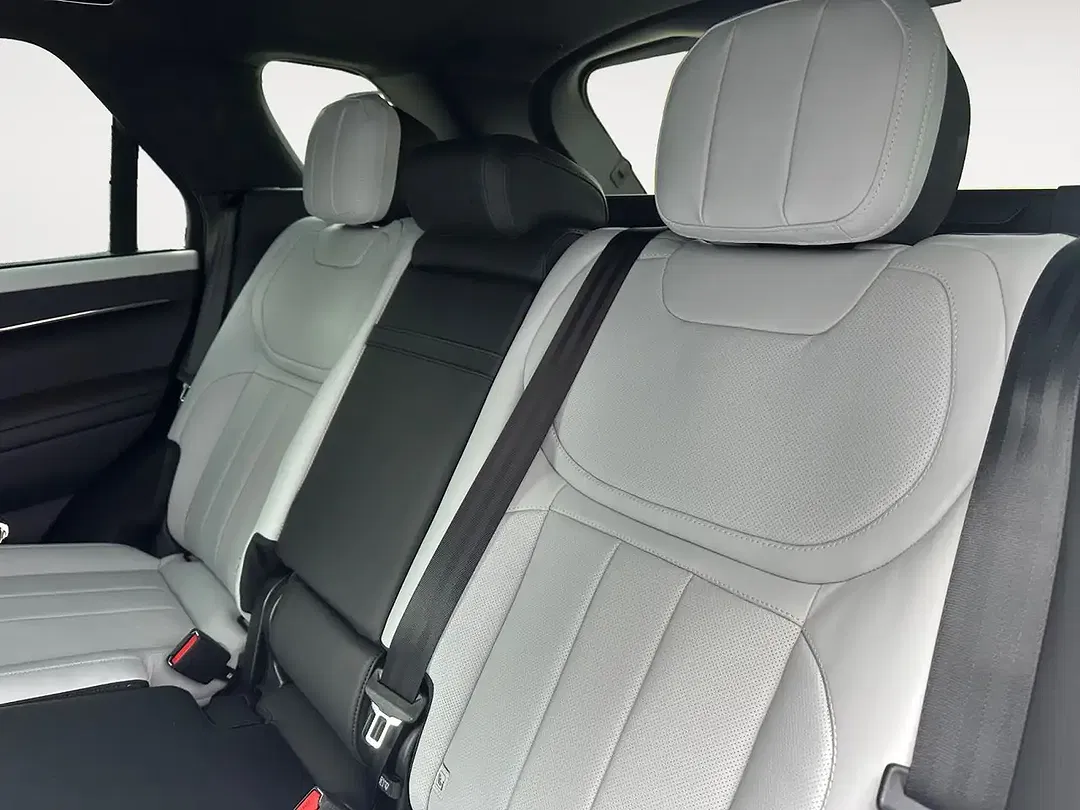Land Rover Range Rover Sport - Thumbnail 13