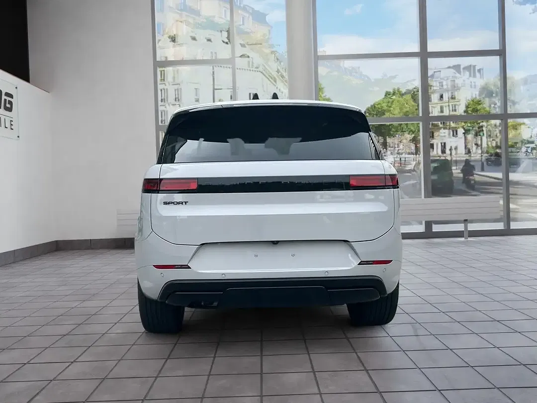 Land Rover Range Rover Sport - Thumbnail 4