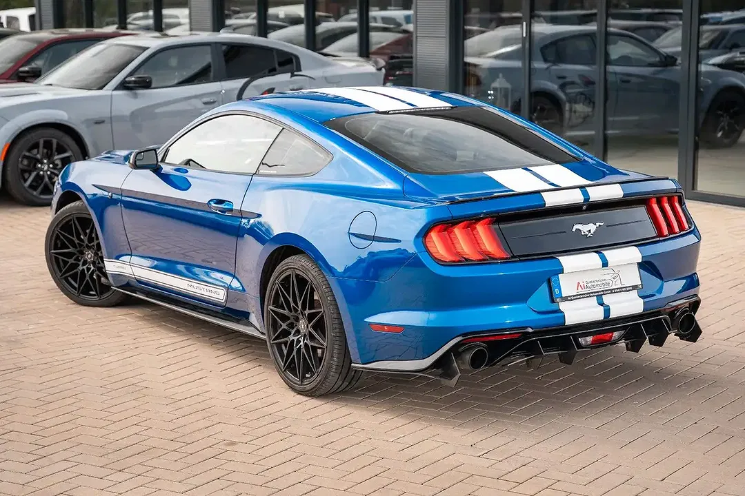 Ford Mustang - Thumbnail 15