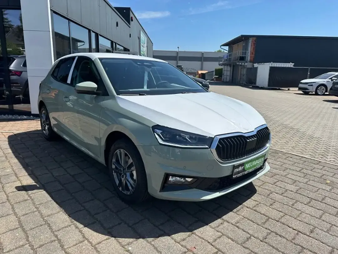 Skoda Fabia - Thumbnail 4
