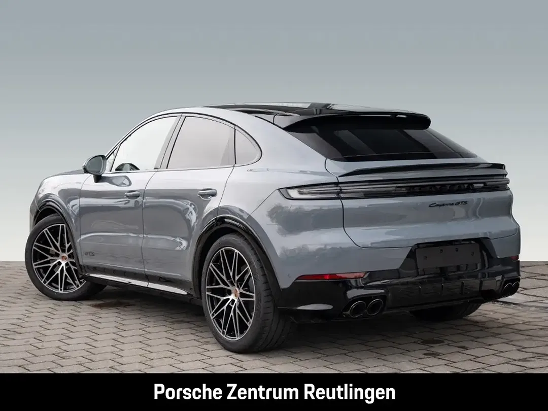 Porsche Cayenne - Thumbnail 3