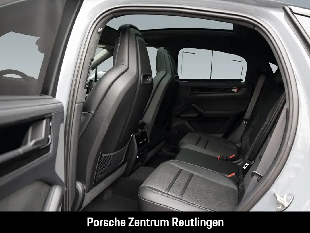 Porsche Cayenne - Thumbnail 8
