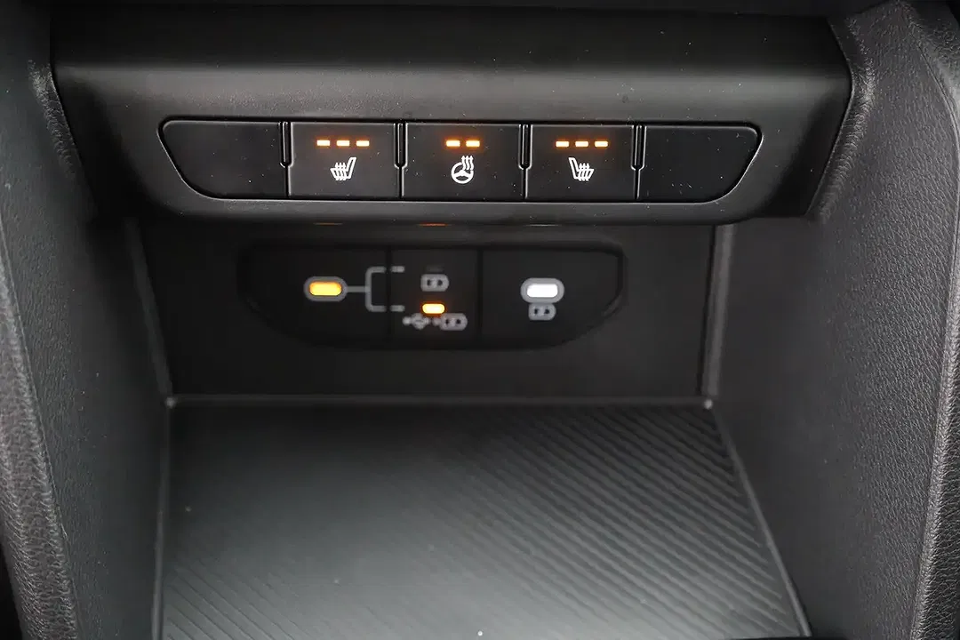 Kia Sportage - Thumbnail 12