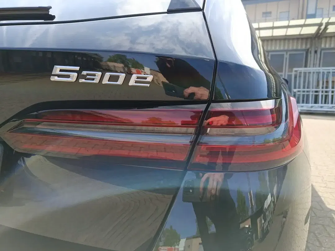 BMW 530 - Thumbnail 13