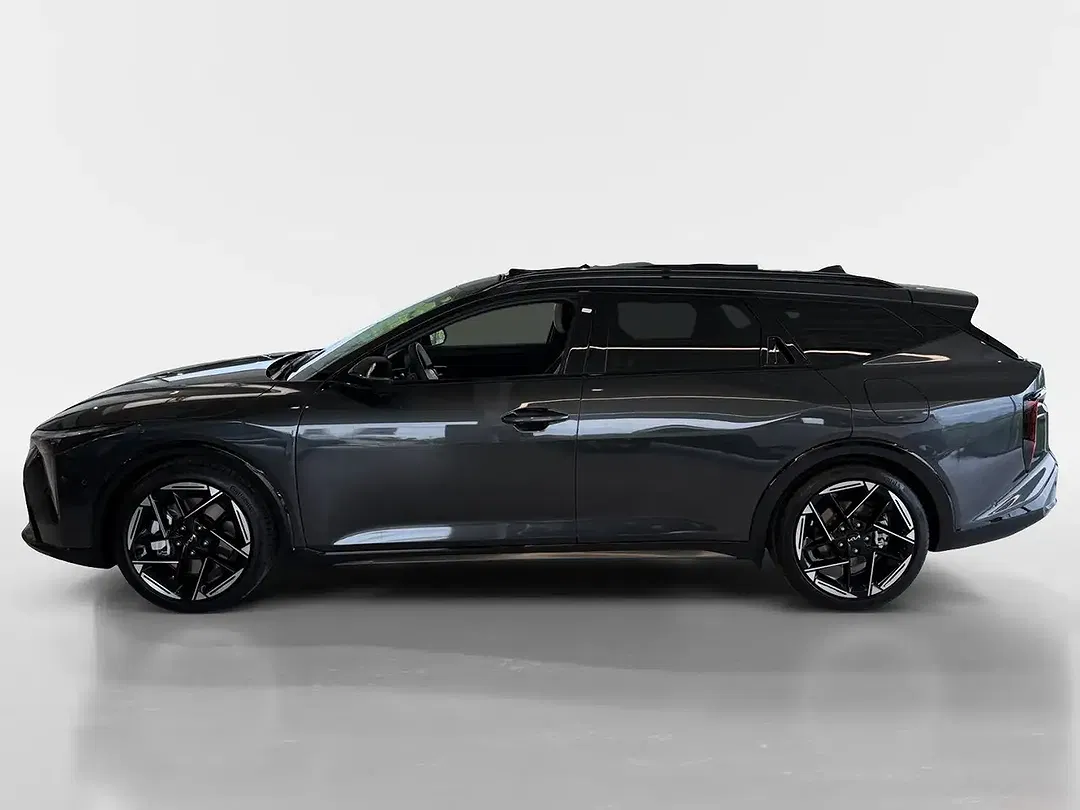 Kia K4 - Thumbnail 3