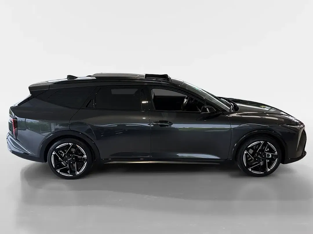 Kia K4 - Thumbnail 6