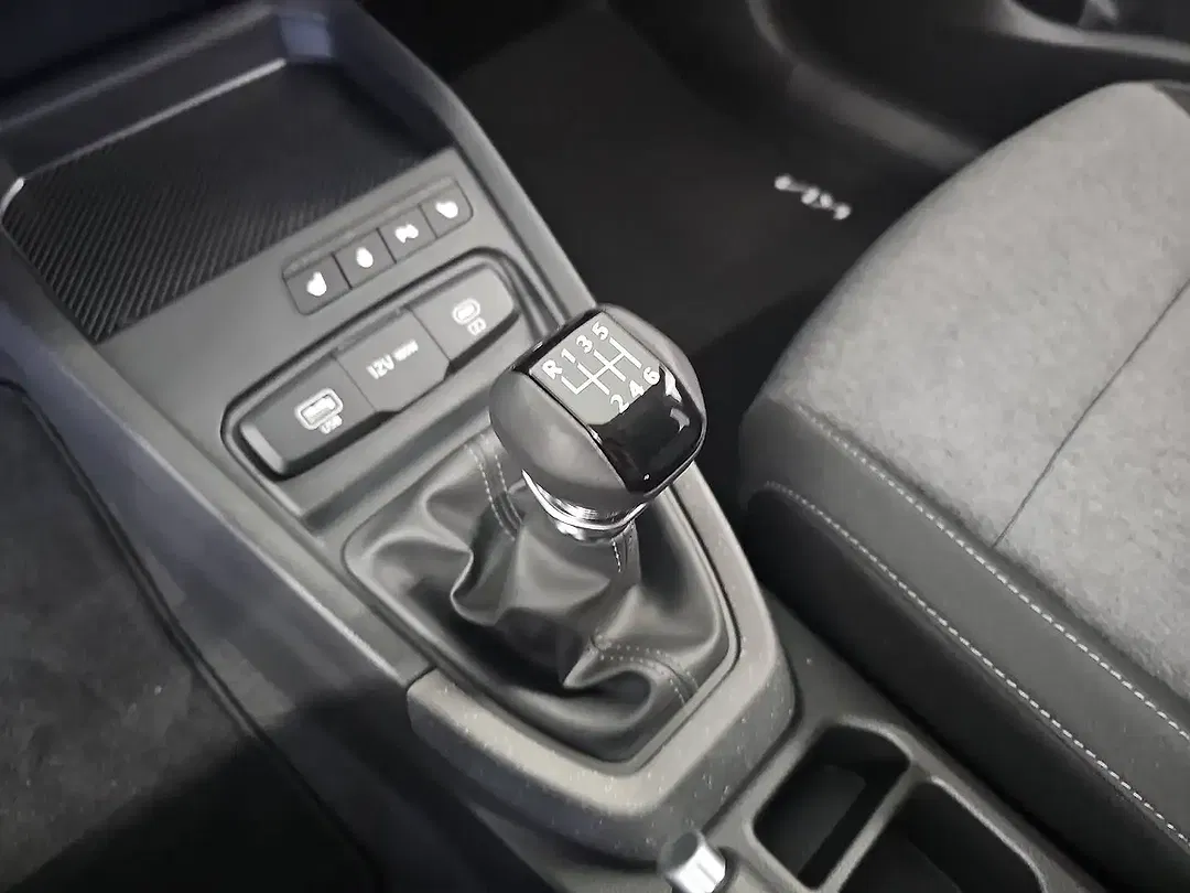 Kia Stonic - Thumbnail 10