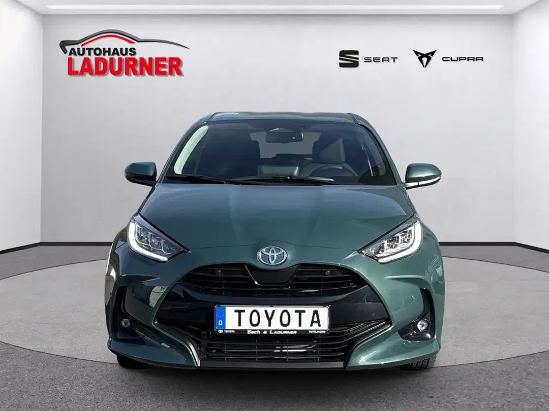 Toyota Yaris - Thumbnail 6