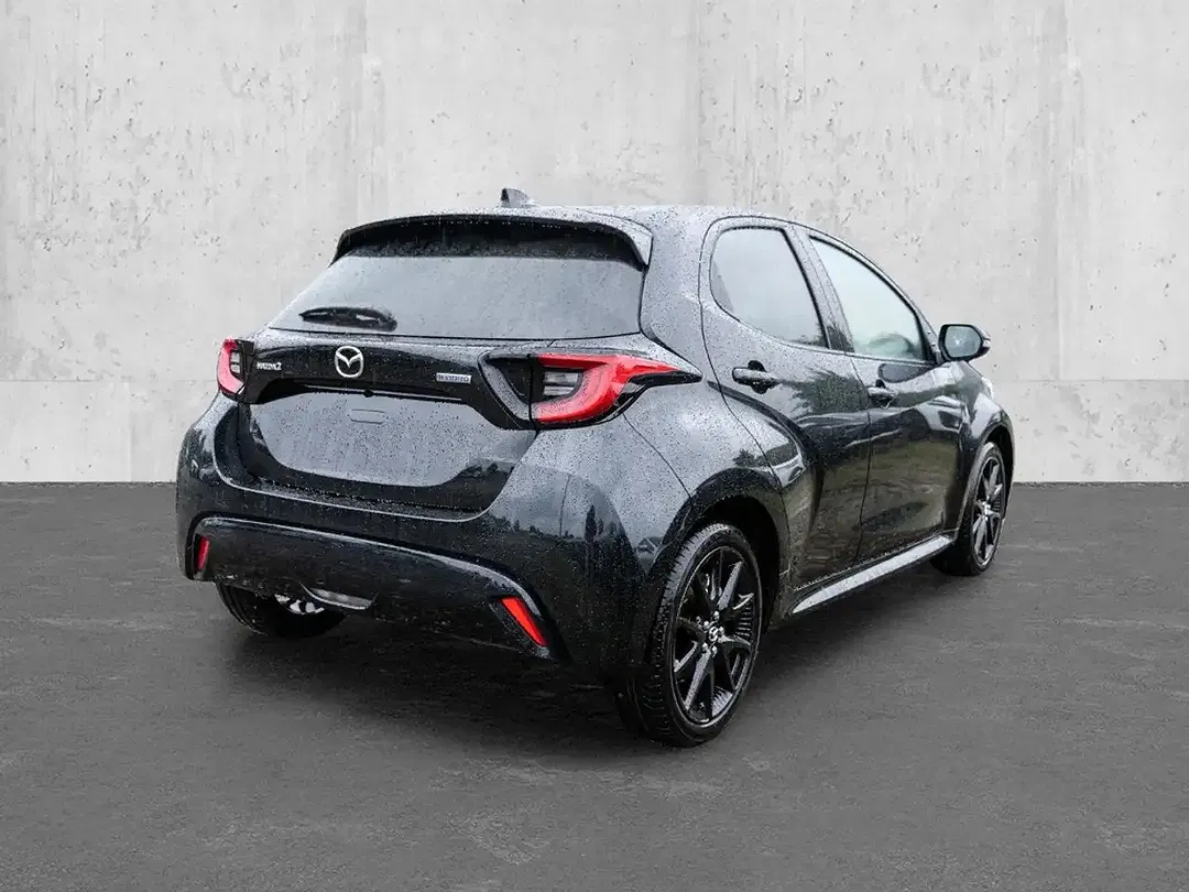 Mazda 2 - Thumbnail 2