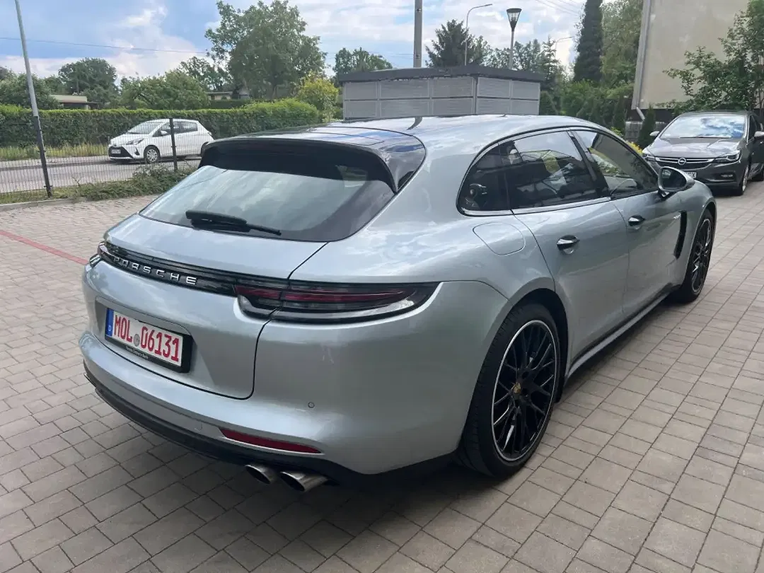 Porsche Panamera - Thumbnail 5