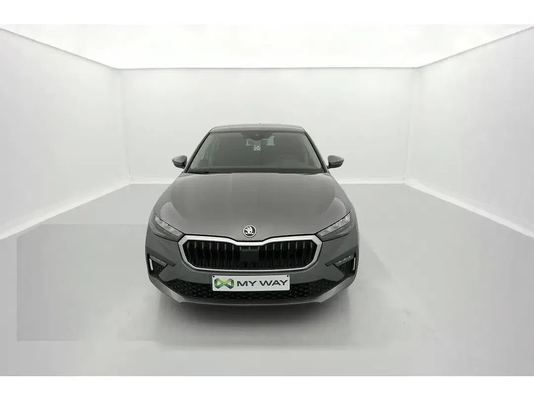 Skoda Scala - Thumbnail 2