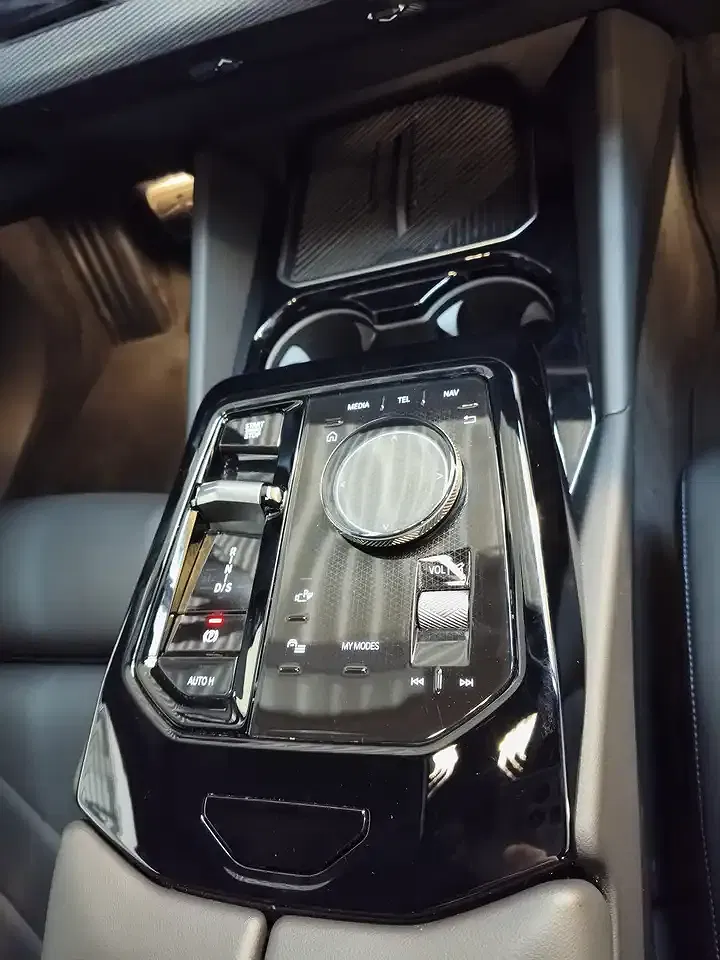 BMW 520 - Thumbnail 12