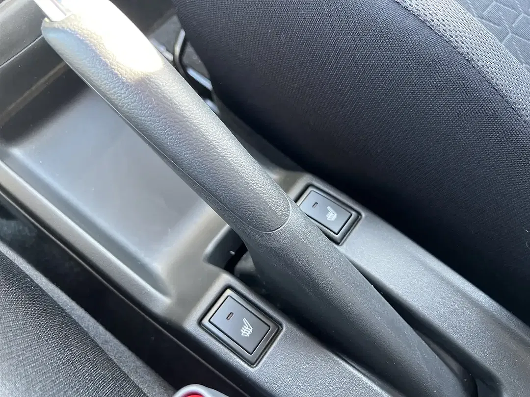 Suzuki Swift - Thumbnail 17