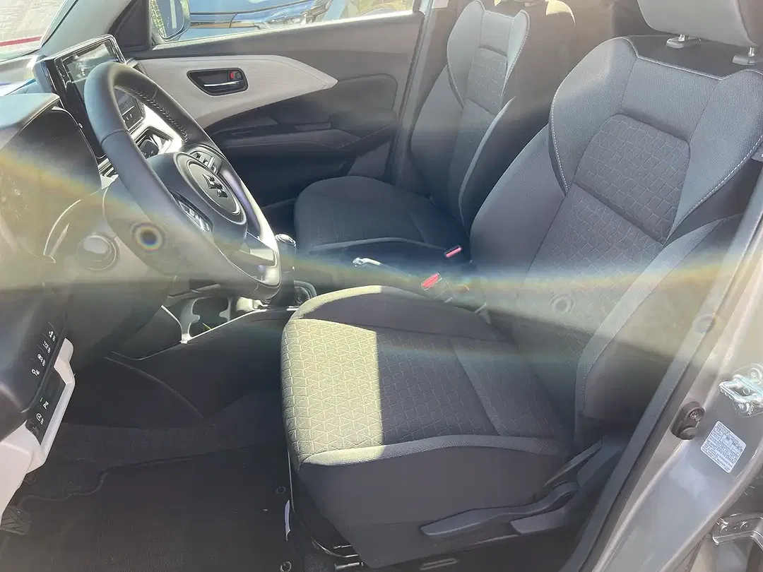 Suzuki Swift - Thumbnail 5