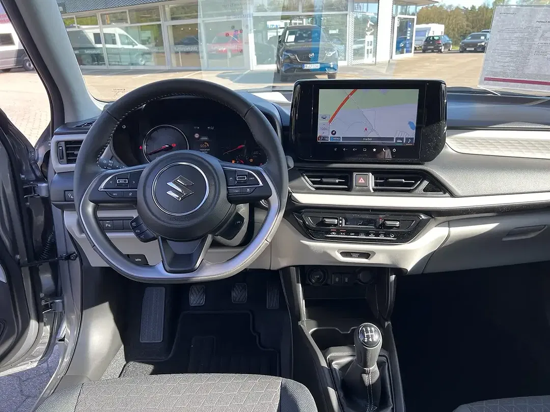 Suzuki Swift - Thumbnail 7
