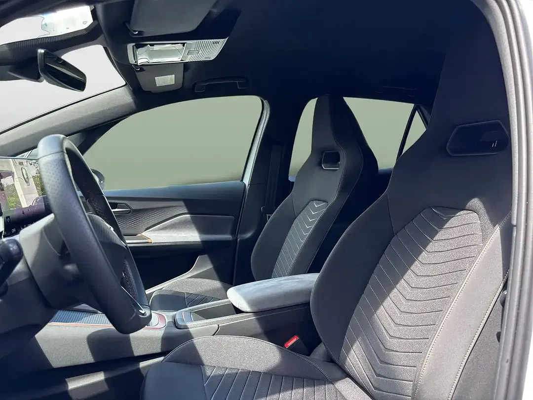 CUPRA Born - Thumbnail 9