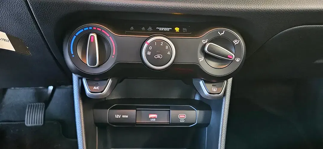 Kia Picanto - Thumbnail 11