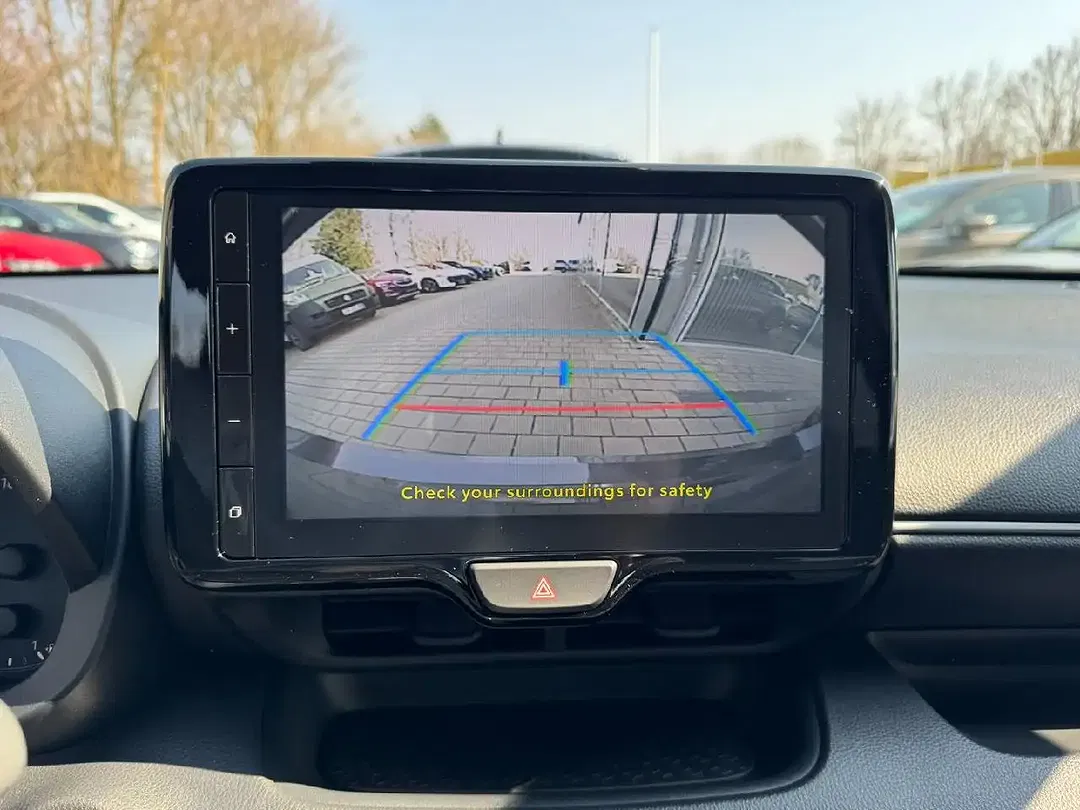 Mazda 2 - Thumbnail 10