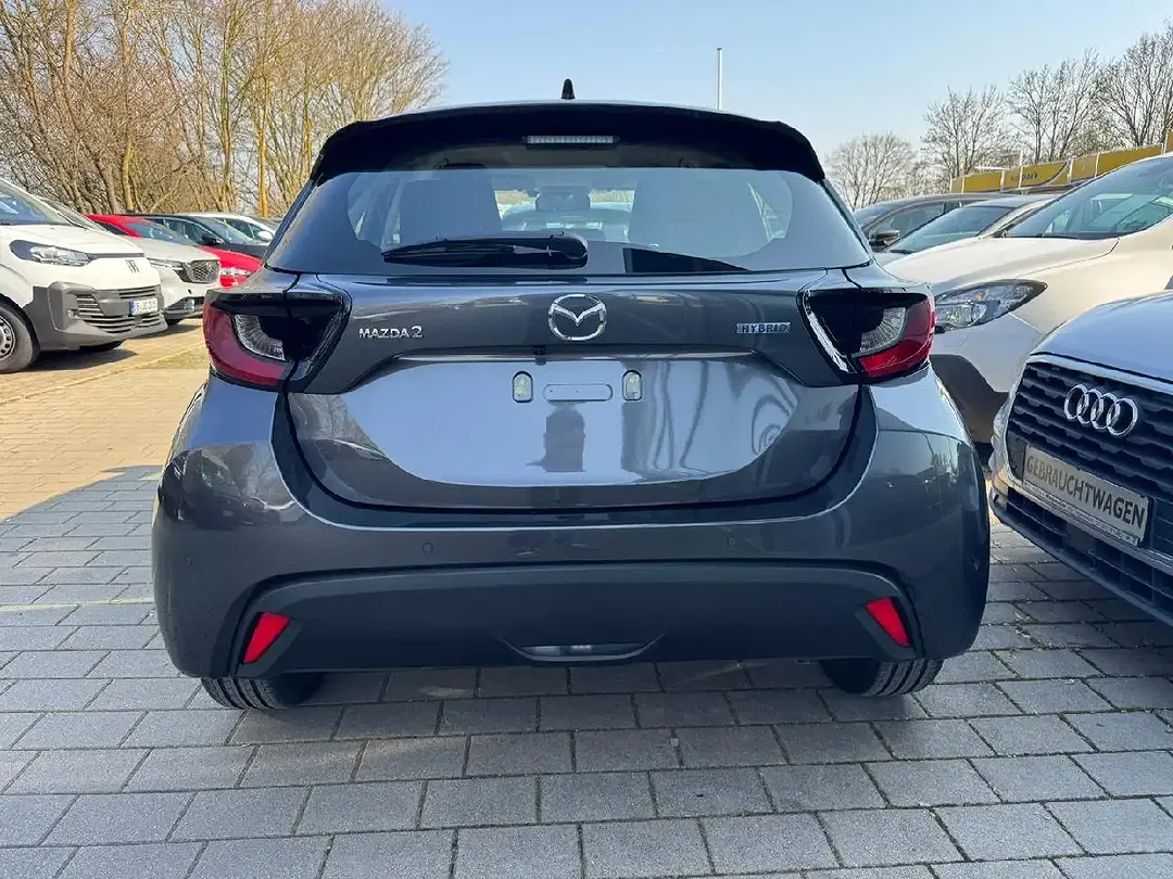 Mazda 2 - Thumbnail 5