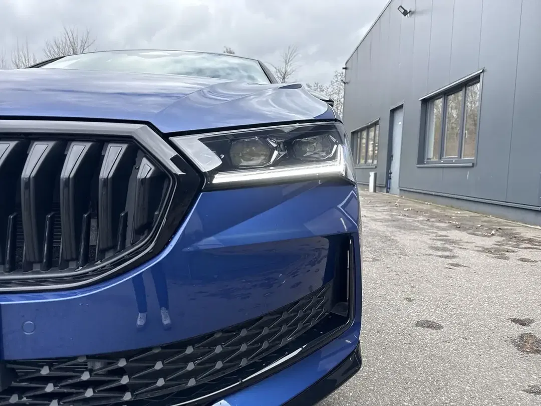 Skoda Superb - Thumbnail 13