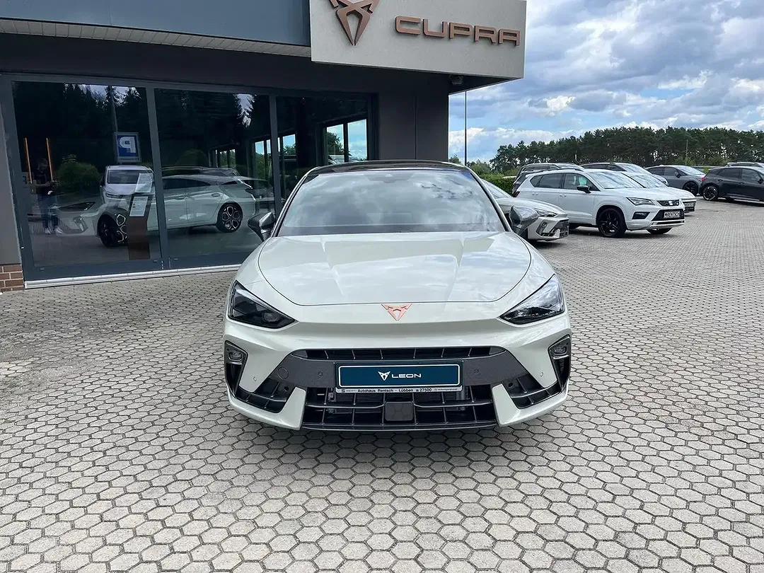 CUPRA Leon - Thumbnail 3