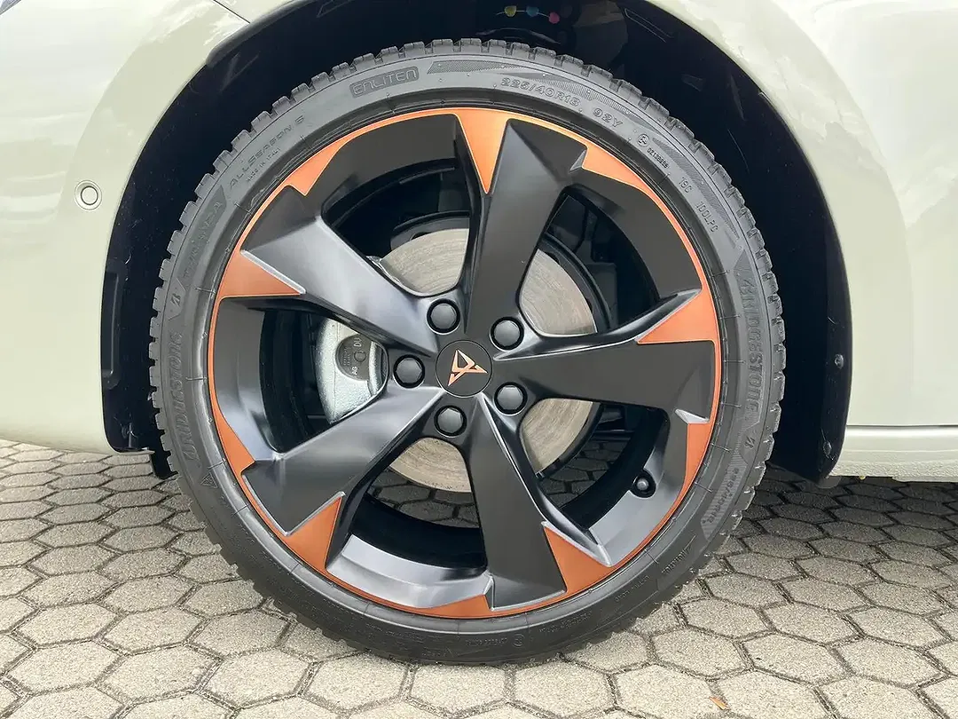 CUPRA Leon - Thumbnail 6
