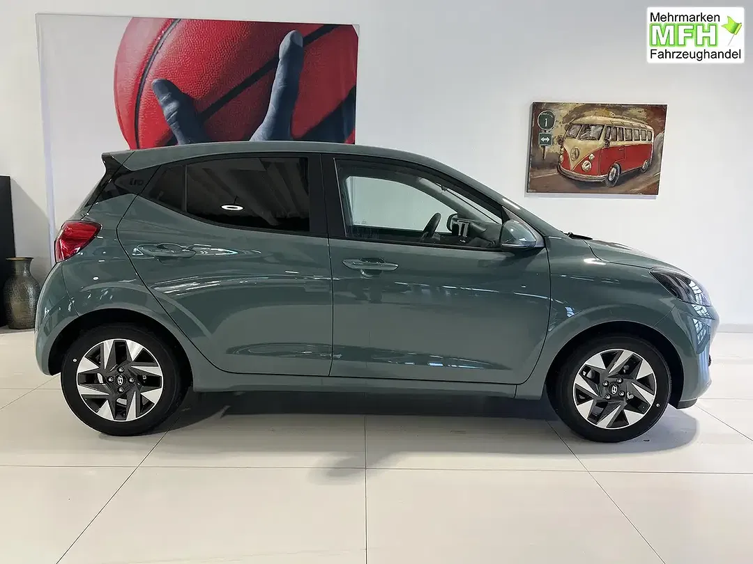 Hyundai i10 - Thumbnail 4