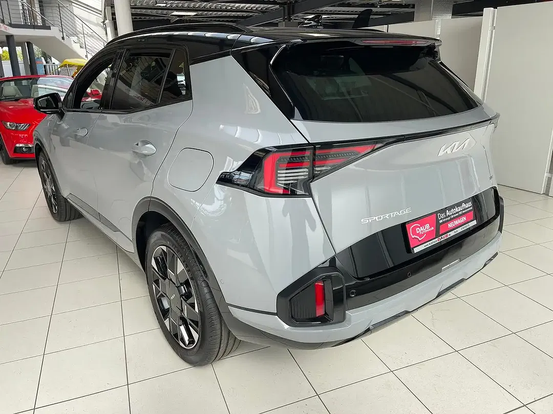 Kia Sportage - Thumbnail 4
