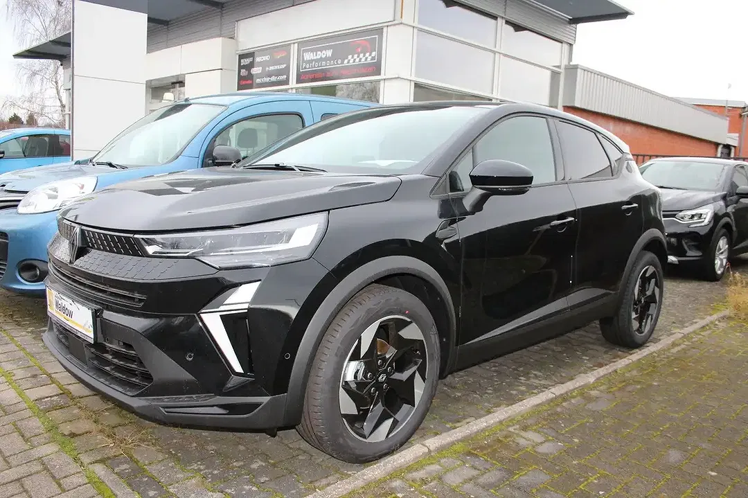 Renault Captur - Thumbnail 1