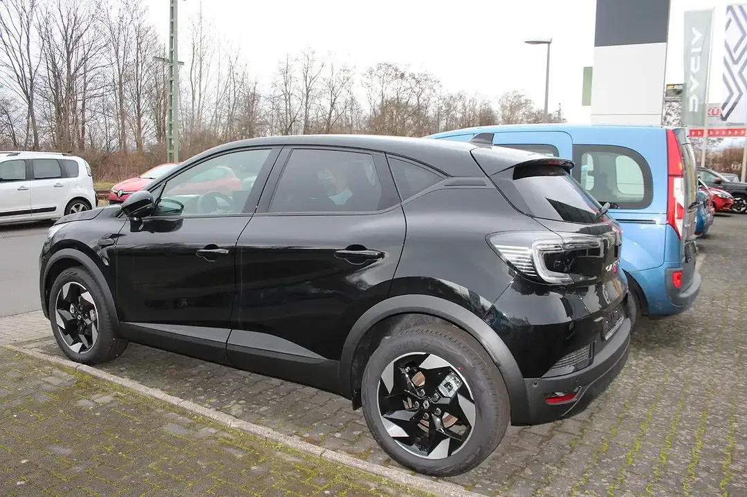 Renault Captur - Thumbnail 5