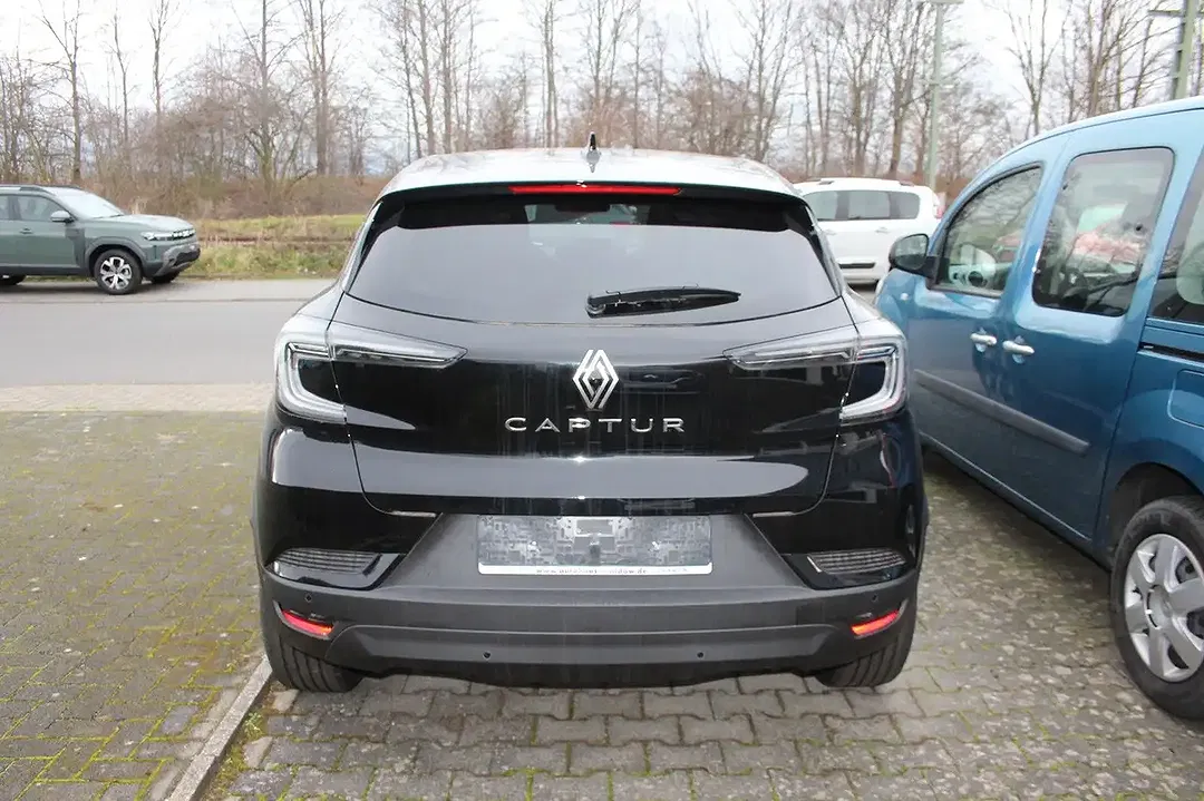 Renault Captur - Thumbnail 6