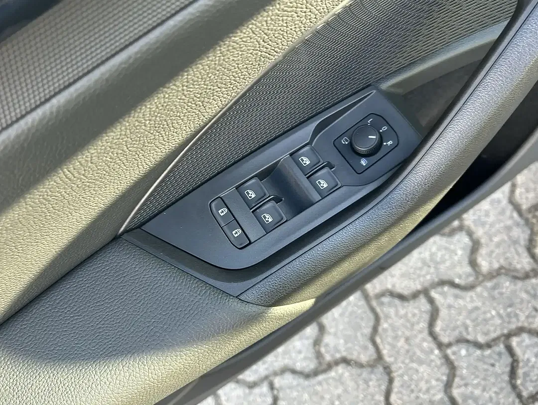 Skoda Octavia - Thumbnail 16