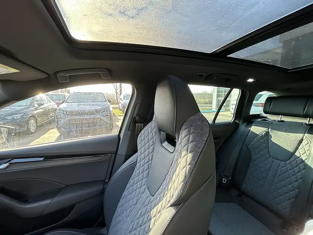 Skoda Octavia - Thumbnail 8