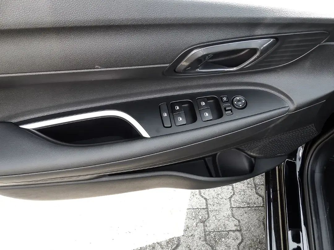 Hyundai i20 - Thumbnail 7