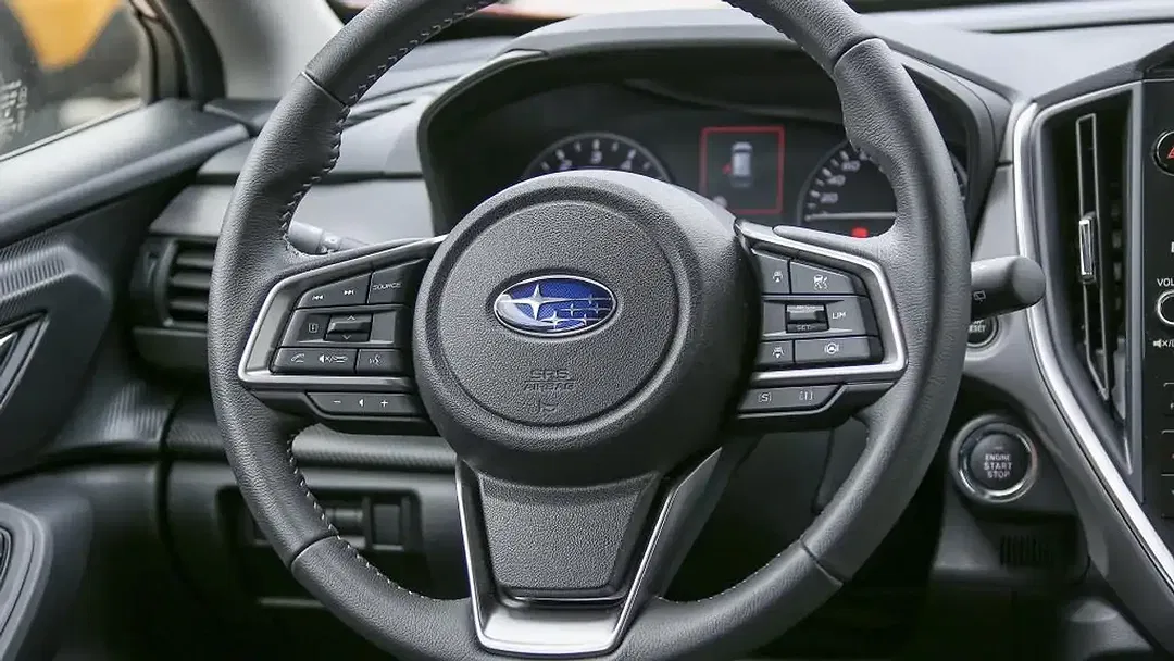 Subaru Crosstrek - Thumbnail 11