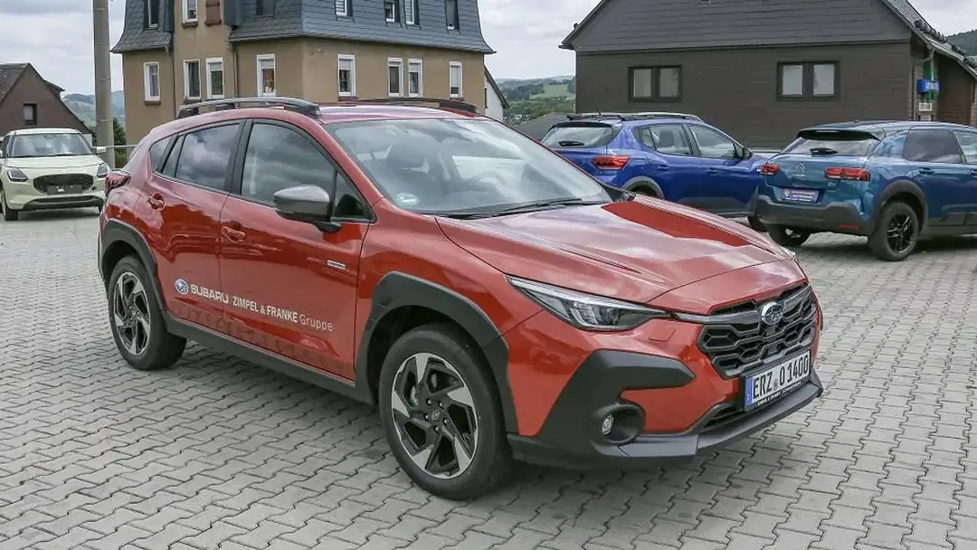 Subaru Crosstrek - Thumbnail 2