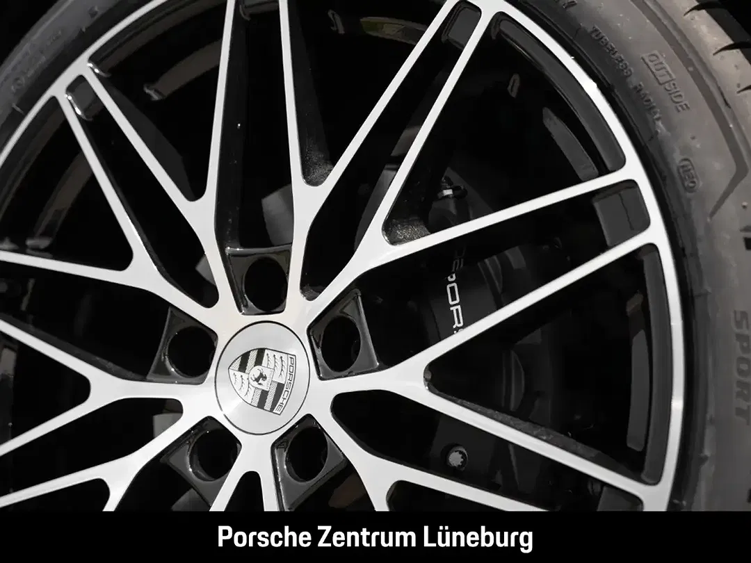 Porsche Macan - Thumbnail 13