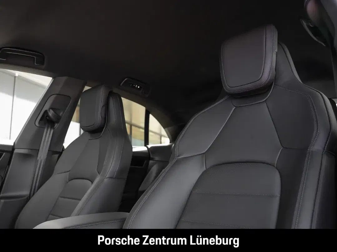 Porsche Macan - Thumbnail 5