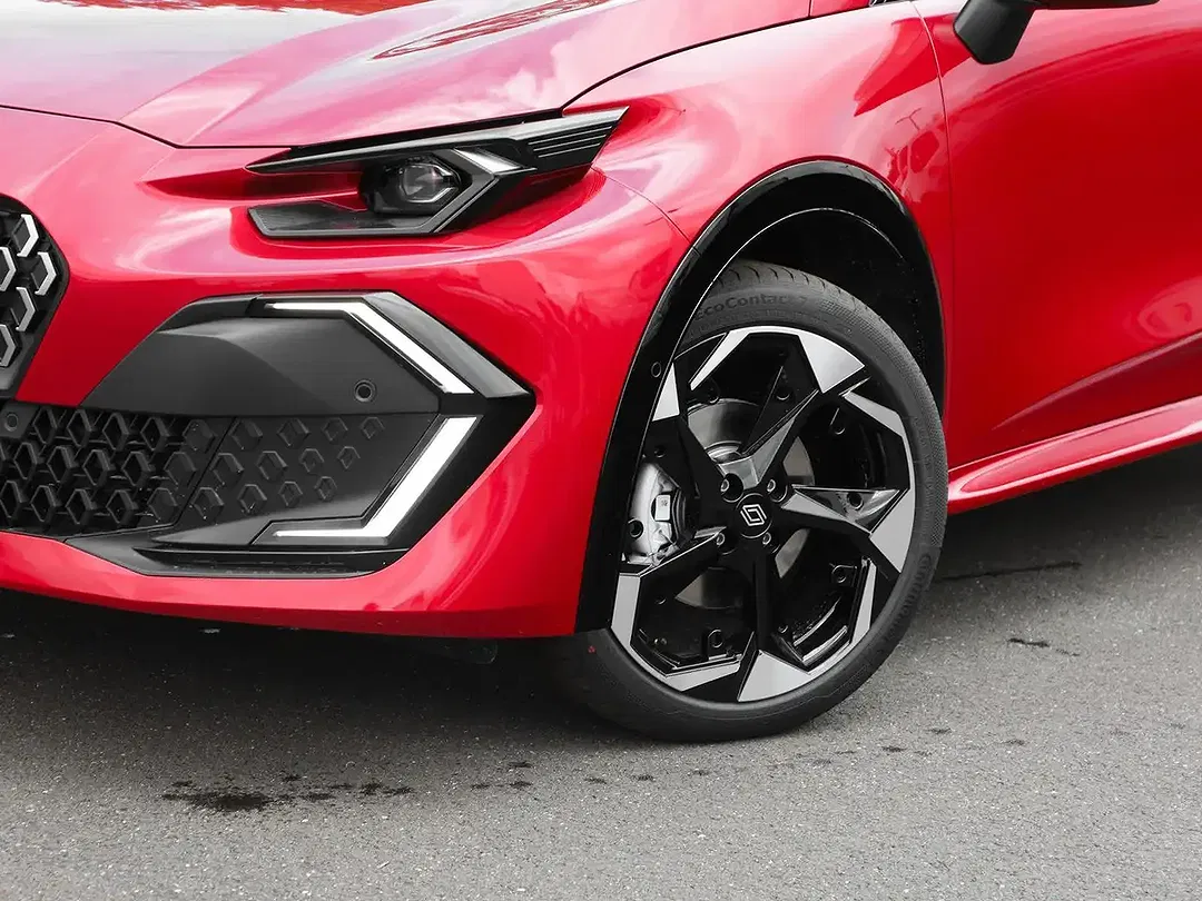 Renault Clio - Thumbnail 11