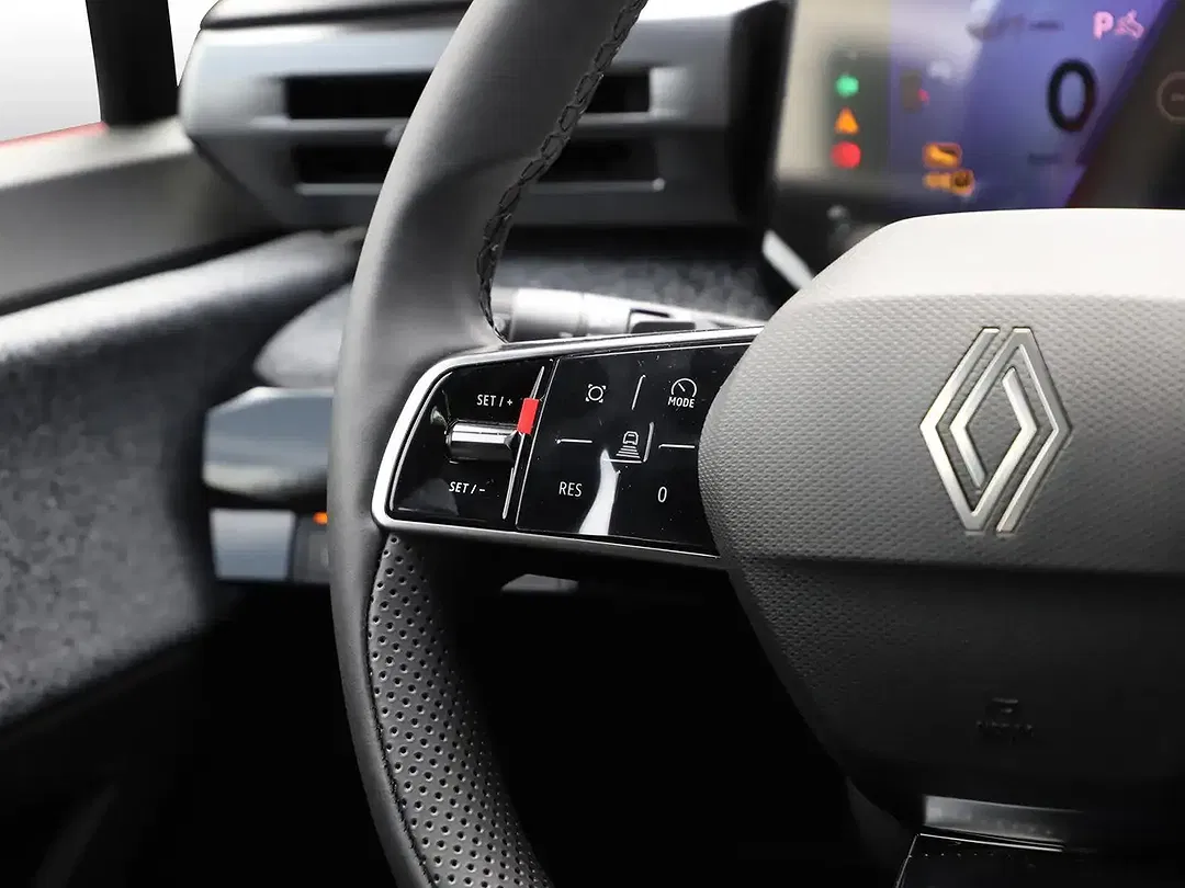 Renault Clio - Thumbnail 8